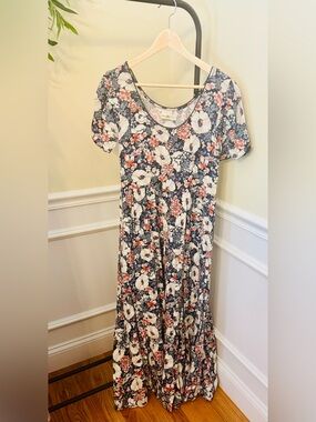 NATURAL LIFE Navy Floral Maxi Dress with White and Coral Flowers